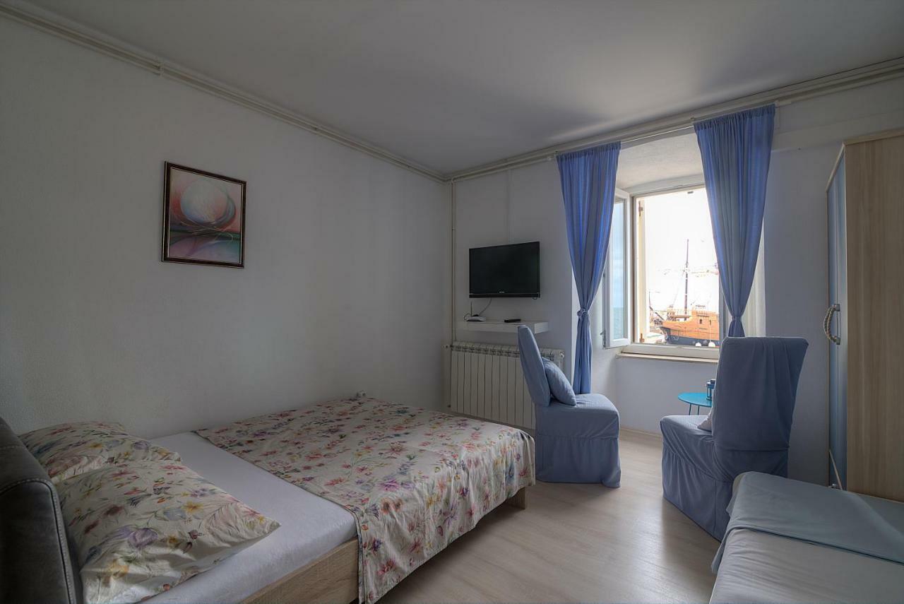 Apartments & Rooms Josephine 센 외부 사진