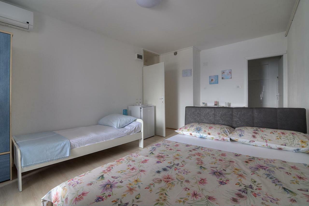 Apartments & Rooms Josephine 센 외부 사진